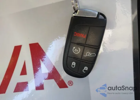 2018 Jeep Grand Cherokee Limited 4X2 z USA, uszkodzony, nr VIN 1C4RJEBG8JC392432